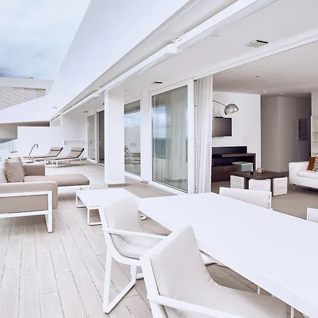 酒店 宝吧套房酒店