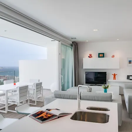 宝吧套房酒店 5* 阿德耶