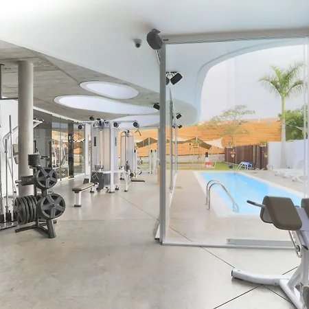 宝吧套房酒店 阿德耶