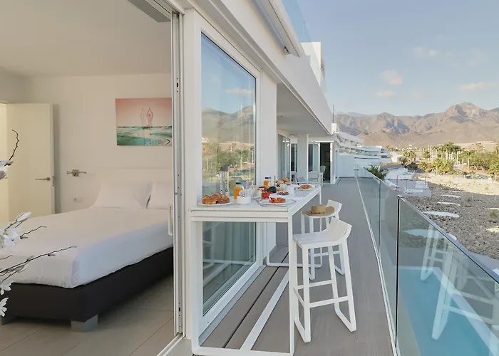 宝吧套房酒店 酒店