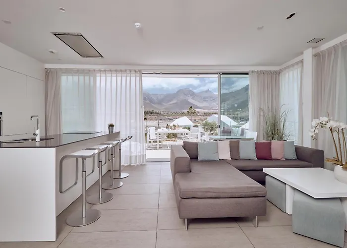 宝吧套房酒店 5*