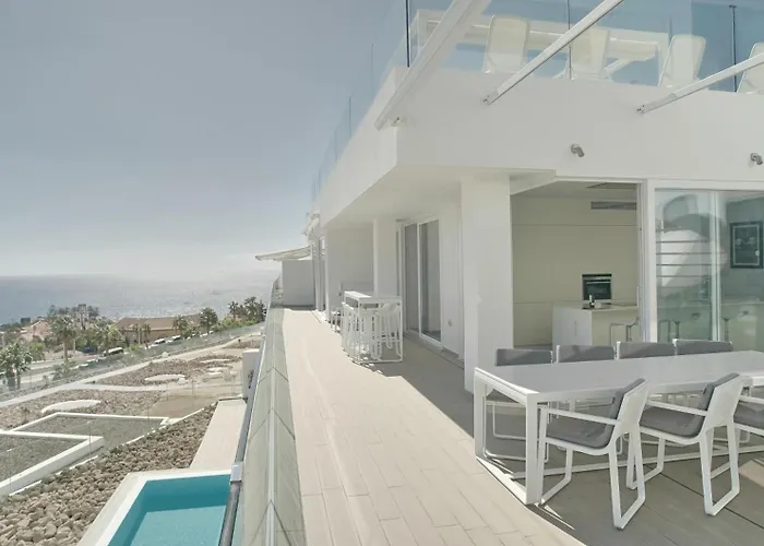 宝吧套房酒店 5*