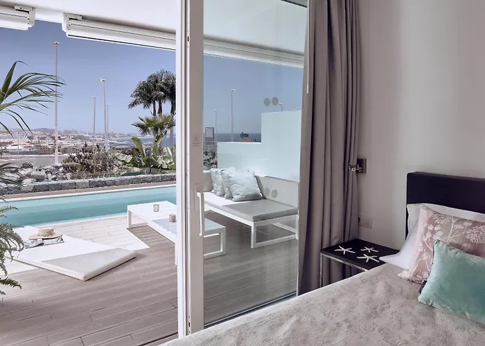 宝吧套房酒店 5* 阿德耶