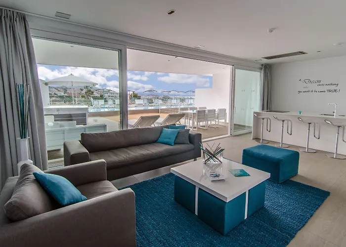 酒店 宝吧套房酒店