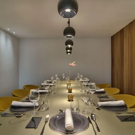 バオバブ スイーツ 5* アデヘ